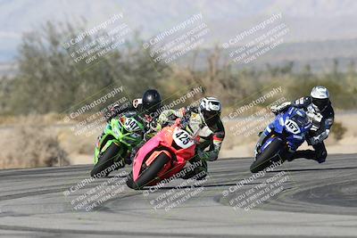 media/Dec-06-2025-CVMA (Sat) [[4a896cc04c]]/Race 4-Formula Middleweight/